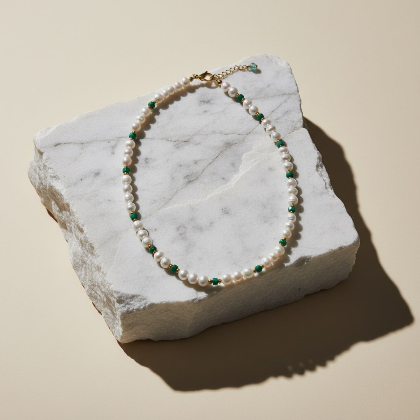 Aura Pearl Chocker